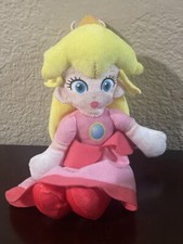 Super Mario PRINCESS PEACH 9  Stuffed Plush Doll Nintendo 2022