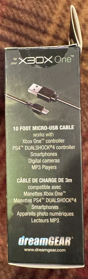 Dreamgear Charge & Play Pro for Xbox One with 10-Ft Micro USB Cable NIB - Image 4 of 4
