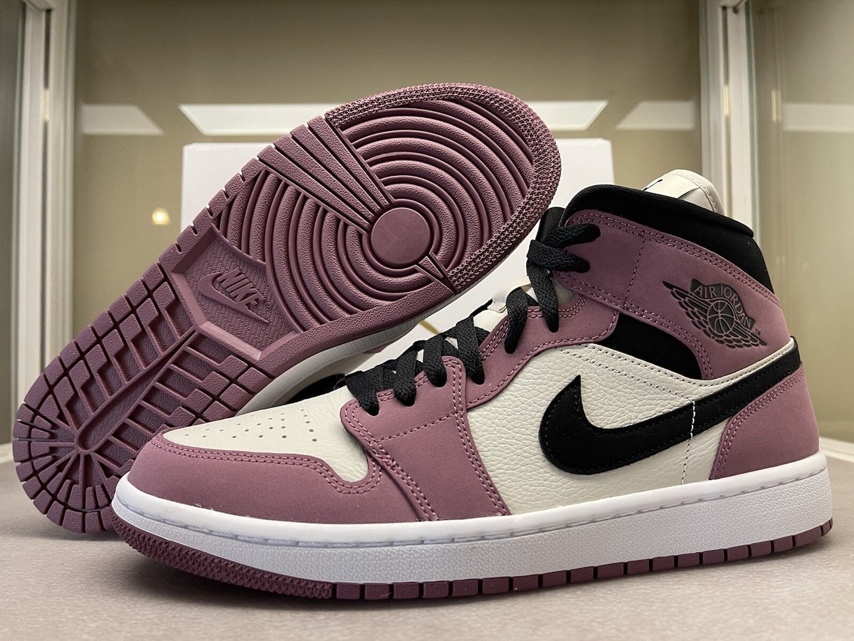 Jordan 1 Mid SE Light Mulberry W 10.5. M 9. Style: DC7267  display picture 3