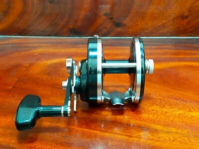 Abu Garcia アンバサダー  2 '80 ビンテージ Vintage Abu Garcia Ambassadeur XLT Plus Fast Cast Sweden