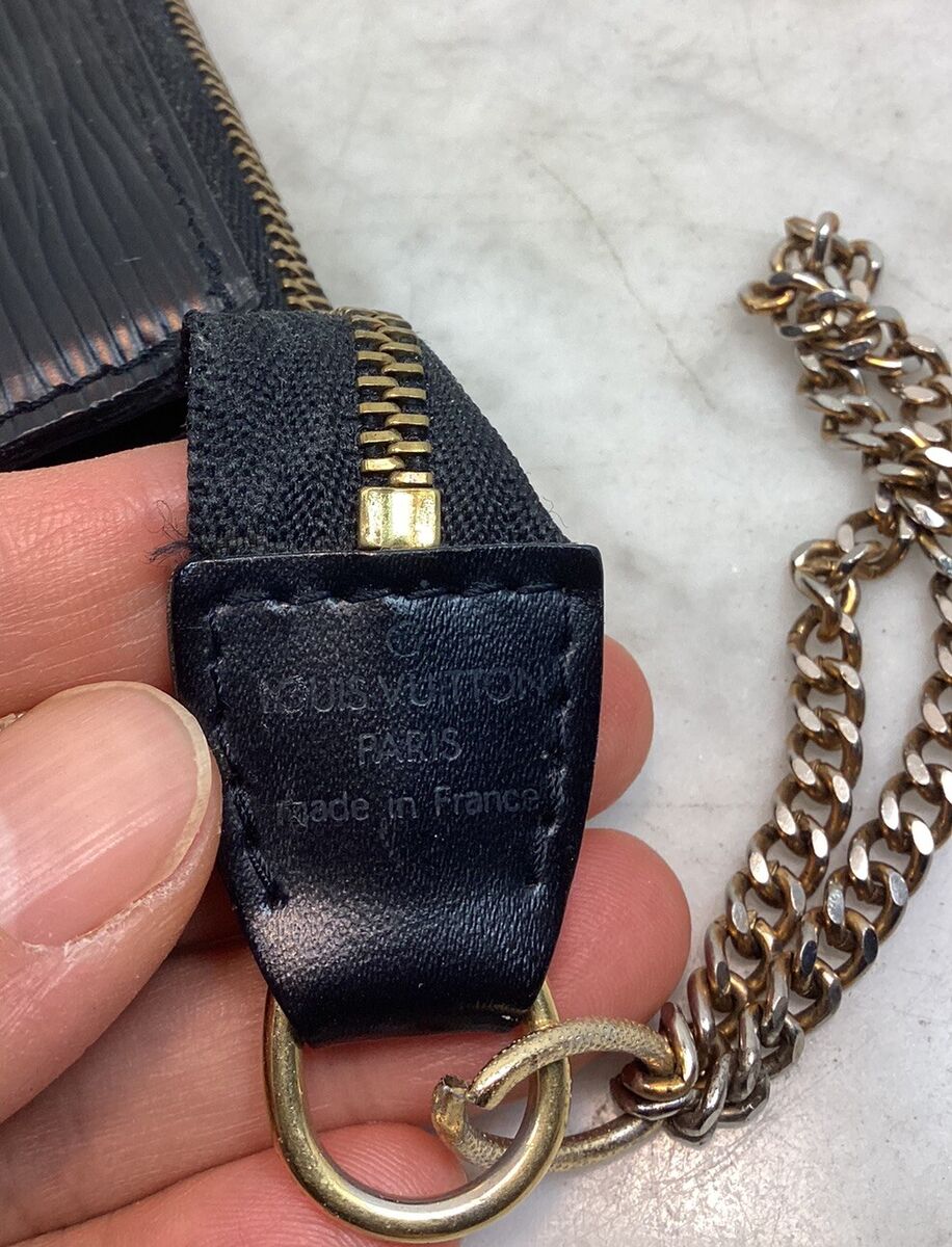 Vintage LOUIS VUITTON Black EPI Leather Pochette Accessories Vintage LOUIS VUITTON Black EPI Leather Pochette Accessories