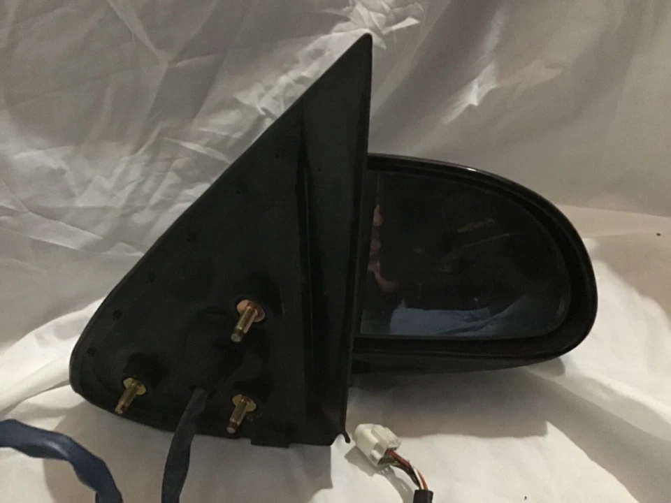 1995 - 2000 CHEVROLET CAVALIER ПИТАНИЯ СКЛАДНЫЕ ЗЕРКАЛА TOYOYA CAVALIER СЕДАН 4DR - Изображение 3 из 4