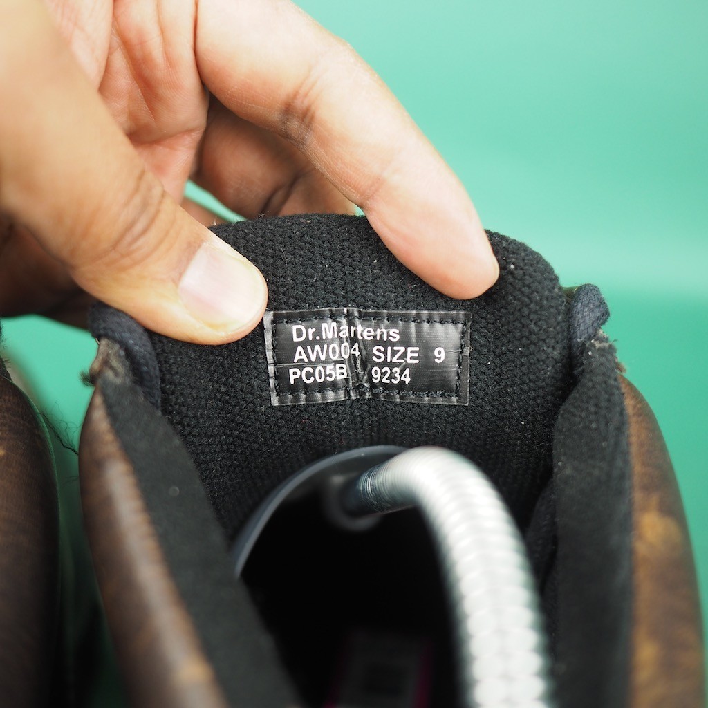 New Old Stock Vintage Y2K Doc Martens 9234 Boots Brown Grizzly Leather Mens 9 thumbnail 2