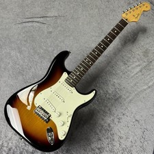 Fender Made in Japan Hybrid II Stratocaster 3-Color Sunburst 2024 USED 7.5 lbs