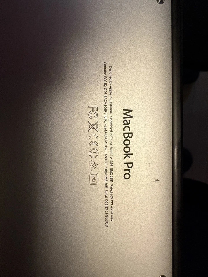 Apple MacBook Pro Retina 15.4" (2013) 512GB SSD 16GB 2.3GHz Core i7 (A1398) Wins - Image 2 of 4