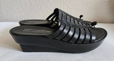 Donald pliner cissy leather platform sandals. sz7.5. Italy Very gently used