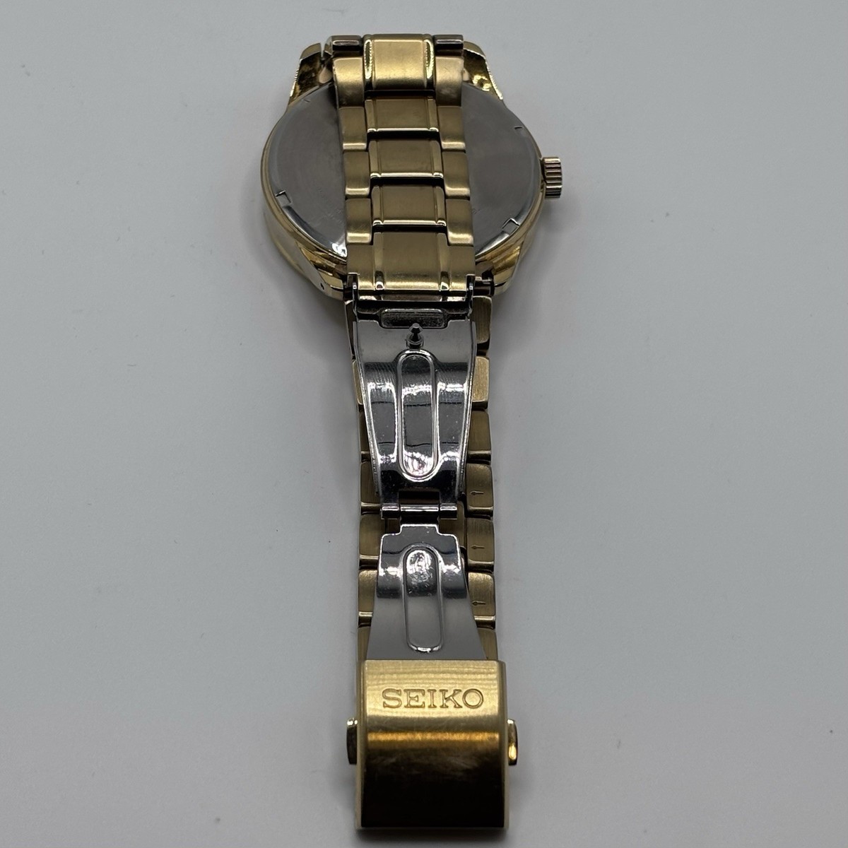 Seiko Solar Black Dial 100M Gold Tone Day Date Men's Watch V158