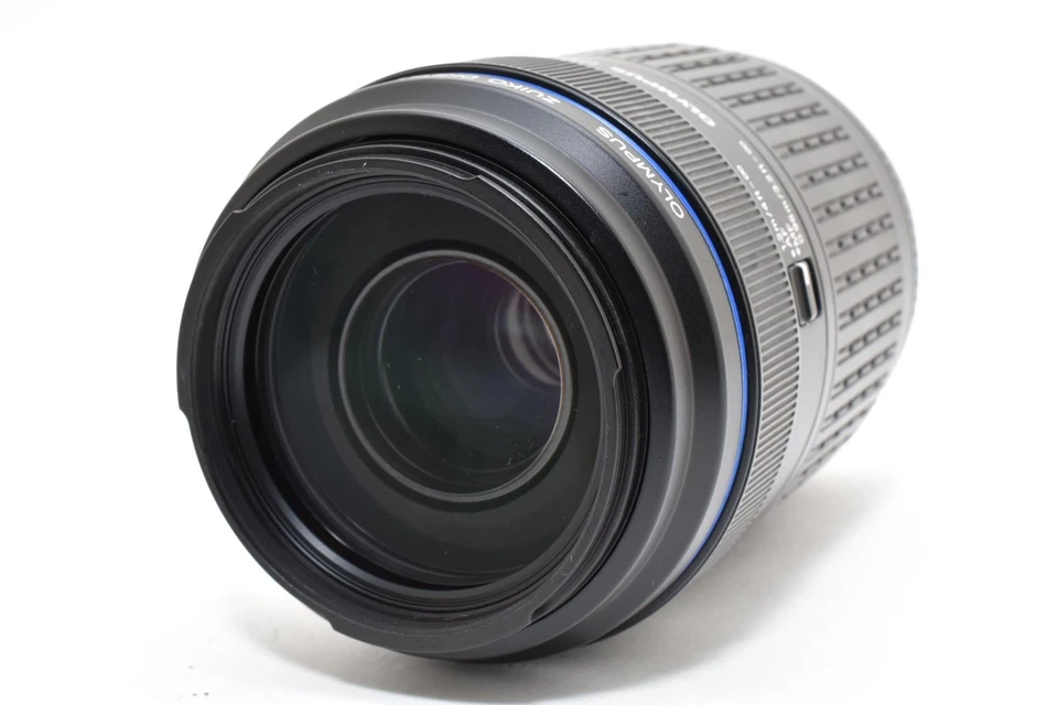 Lente zoom Olympus ZUIKO Digital 70-300 mm f/4-5,6 ED para cuatro tercios 0551 Foto 2 de 4