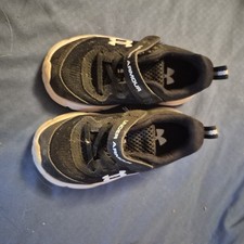 Toddler Black Under Armour Shoes Size 7