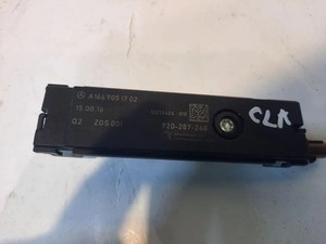 MERCEDES-BENZ CLA Coupe C117 Antennenverstärker  A1669051702 2.00 33411500