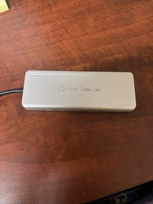 j5create USB4 Dual 4K Multi-Port Hub 5-in-1 Thunderbolt - JCD401