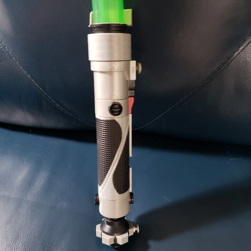 Star Wars Disney Parks Build Your Own Lightsaber GREEN Skywalker Darth Vader Foto 4 de 4