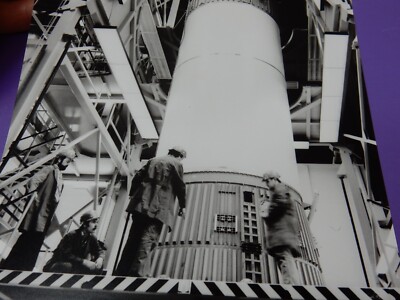 ESA ARIANE ROCKET ERNO  - PUBLICITY PHOTOGRAPH  1978 ERA 23/17CM