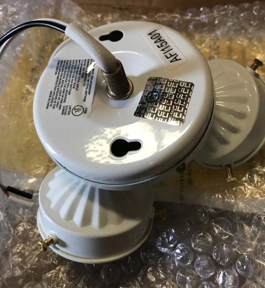 Emerson F330WW White 3-Light Pull Chain Ceiling Fan Light Fitter - Image 3 of 4