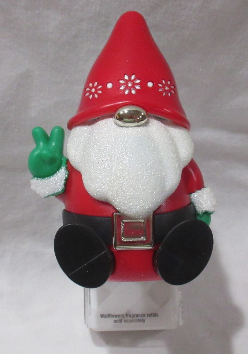 Bath & Body Works Wallflower Fragrance Plug Holiday Christmas PEACE SANTA GNOME-image