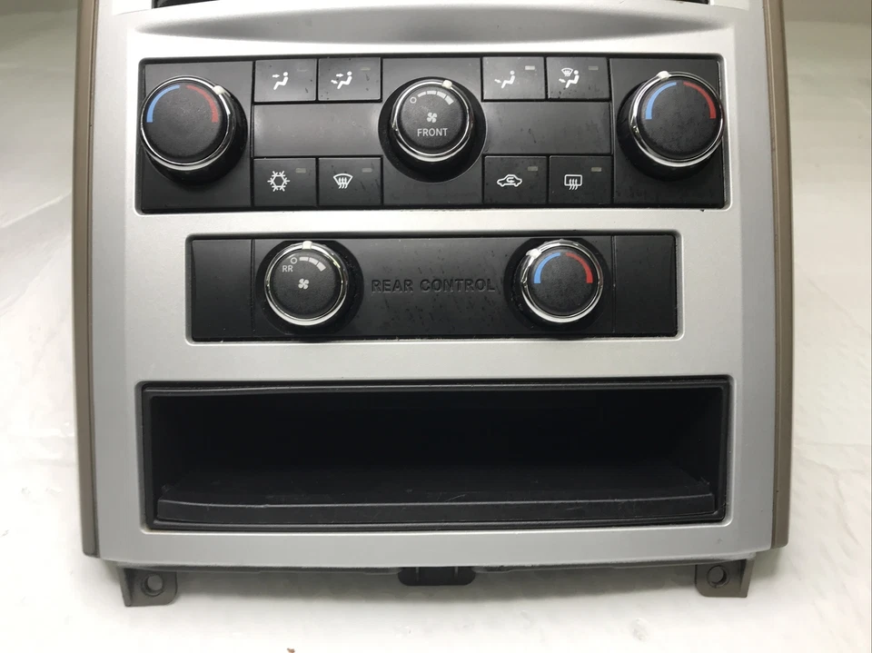 Chrysler Town & Country 2008-2010 control de temperatura clima con radio bisel OEM Foto 4 de 4
