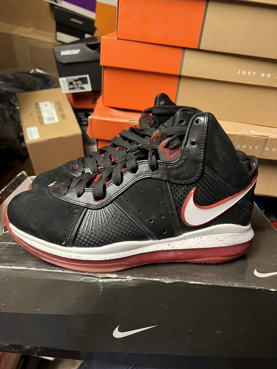 Nike Lebron VIII 17140489_35779746_600.jpg main image 2