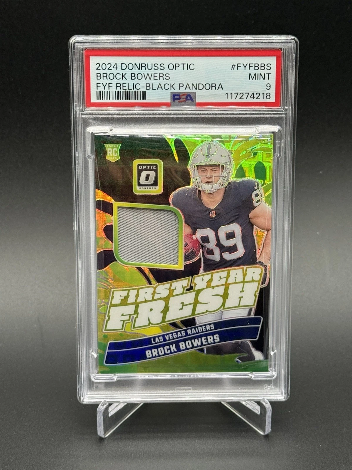 Brock Bowers Panini Donruss Optic First Year Fresh Relic #FYFBBS Black Pandora