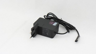 Microsoft Original 24 Watt Netzteil 12V 2A für Surface 2 RT