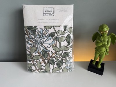 William Morris Puderblau Geißblatt Verdunkelung Gefüttert Ösenvorhänge