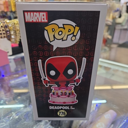 Funko Pop! Vinilo: Marvel - Deadpool in Cake #776 - Imagen 4 de 4