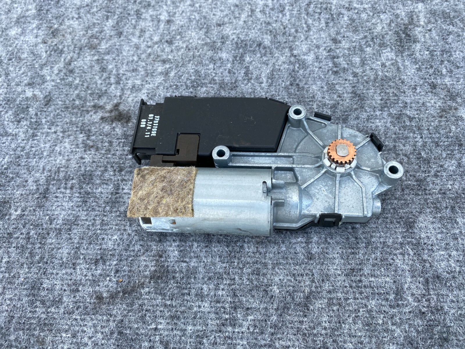 TOP SUNROOF MOON ROOF MOTOR BENTLEY CONTINENTAL FLYING SPUR (06-12) OEM