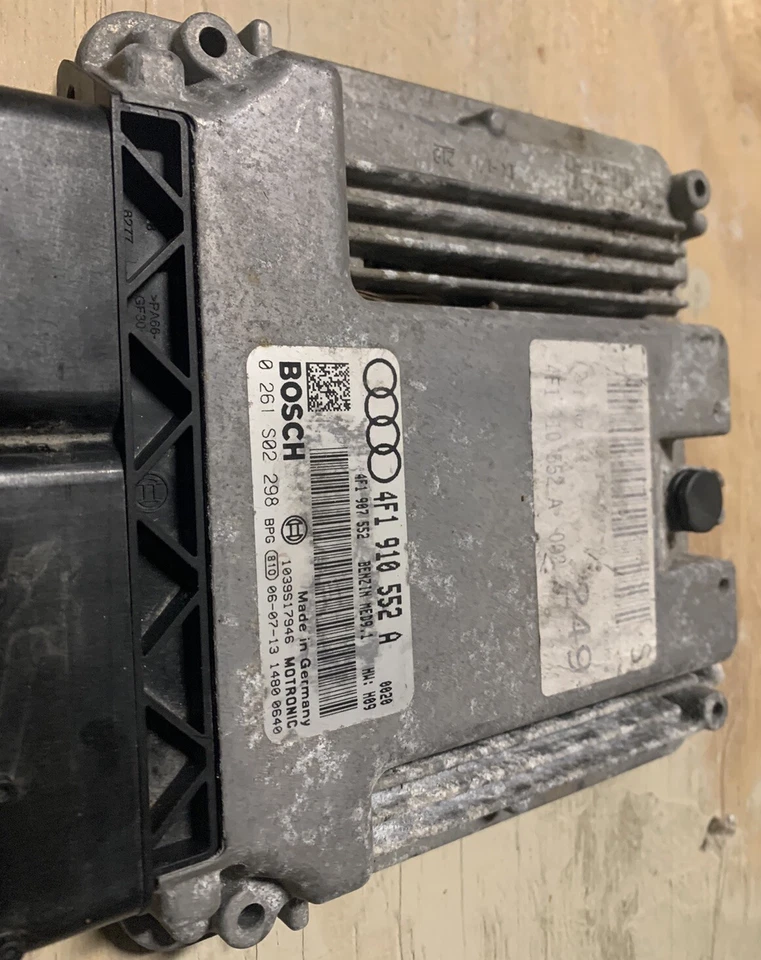 2007-2008 AUDI S6 C6 5.2L V10 ECU ECM PCM ENGINE CONTROL MODULE 4F1 910 552 A Foto 2 de 3