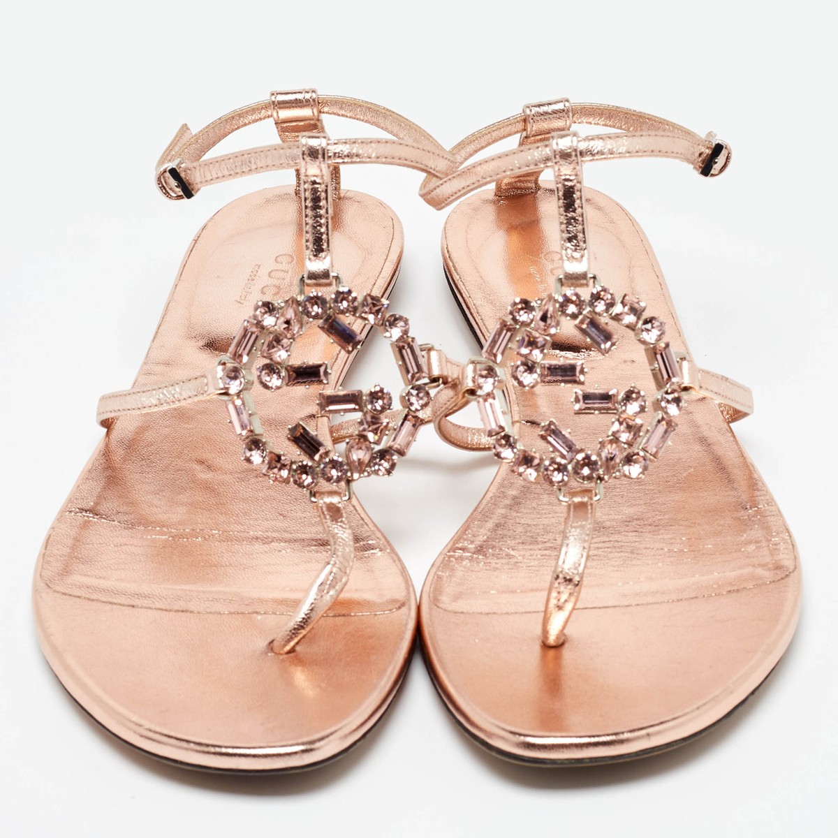 Gucci Metallic Leather Crystal Embellished GG Thong Flat Gucci Metallic Leather Crystal Embellished GG Thong Flat