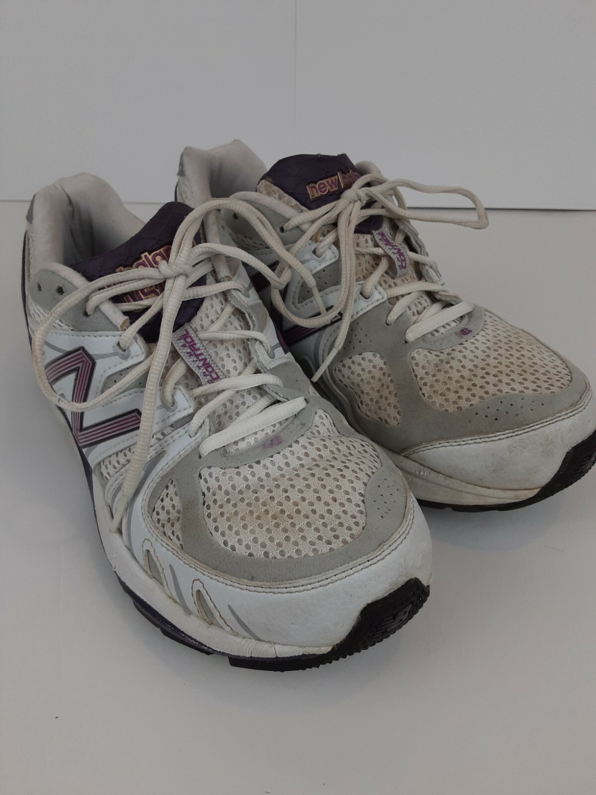 Purple Womens Running Shoes Sz 10.5 2E 