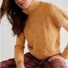 Free People  Bradley  Sweater in Camel Heather