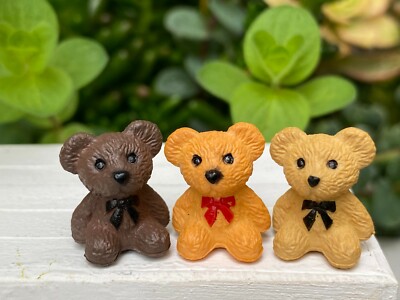 small plastic teddy bears