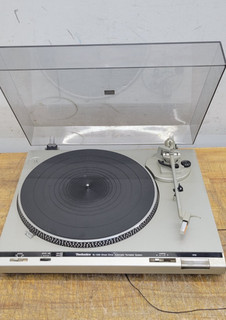 Technics SL D20 Giradischi a trazione diretta SOLO PER RICAMBI NON GIRA