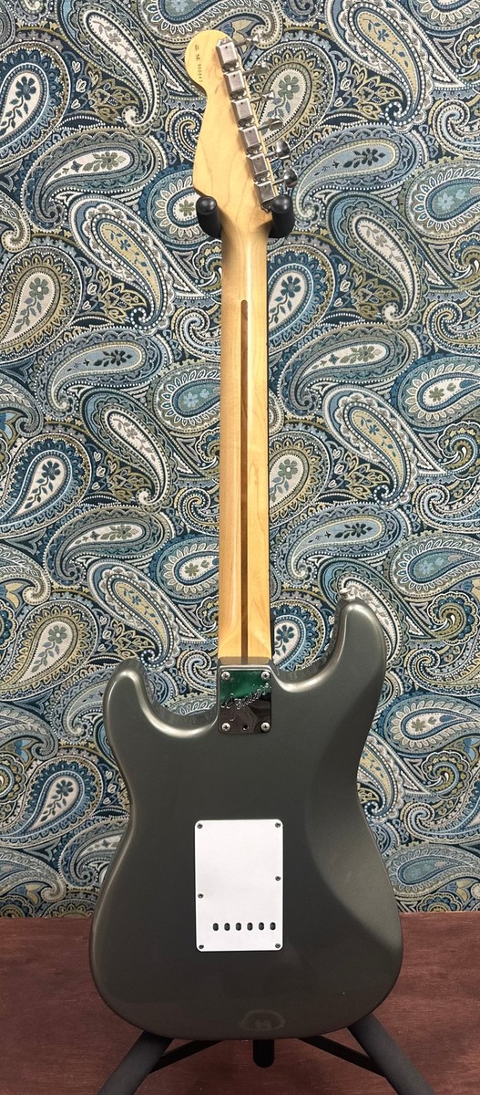 Used Fender 1989 Eric Clapton Artist Series Stratocaster Pewter w