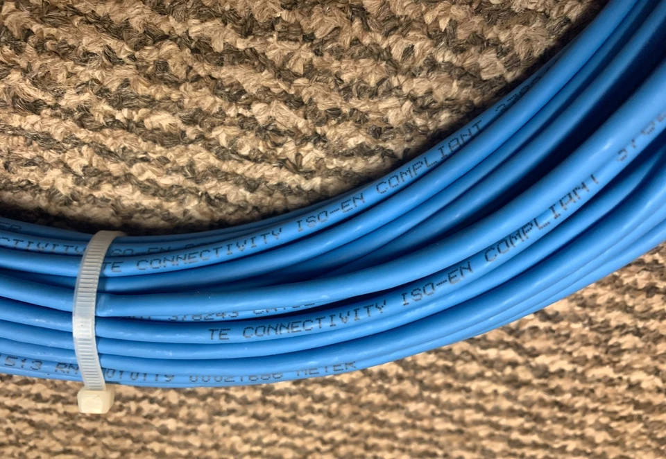 40m Commscope TE Connectivity CAT5e RJ45 Network Cable U/UTP LZ Patch Lead - Image 2 of 2