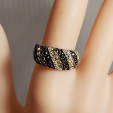 Solid Sterling .925 Silver Band Ring Marcasite and Clear Stones 4.1g Size 5.5