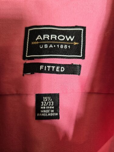 Camicia elegante Arrow Usa 1851 aderente con bottoni taglia 15 1/2 32/33 senza ferro rosa - Foto 2 di 5
