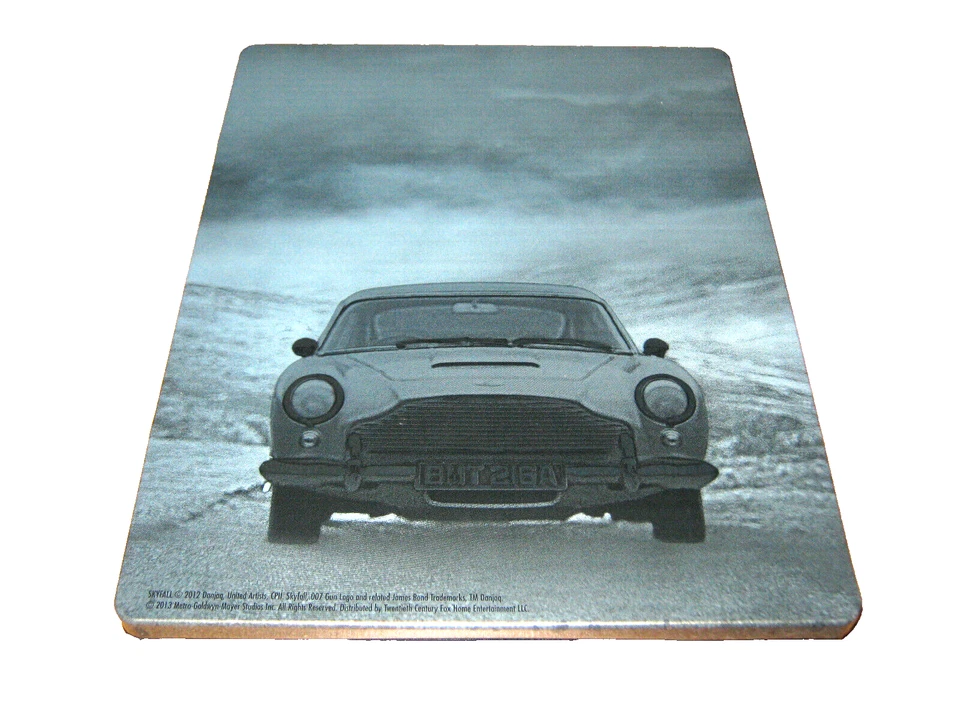 Skyfall - Daniel Craig - Dutch Release - Near Mint - Blu-Ray Steelbook Edition - image 2 of 2