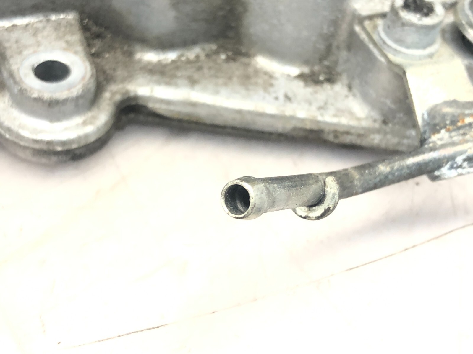 2014-2019 MASERATI QUATTROPORTE 3.0L LEFT DRIVER SIDE CYLINDER HEAD VALVE COVER