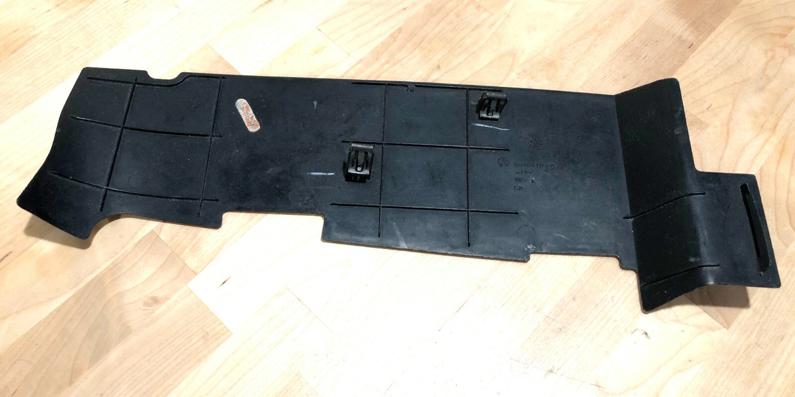 OEM Radiator Core SupportAir Baffle Duct Deflector Chrysler 300