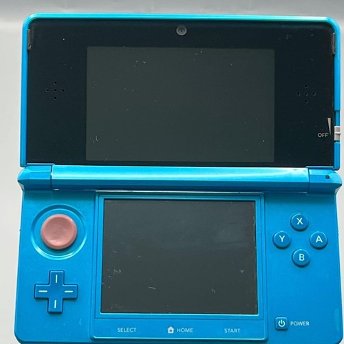 Used Nintendo 3DS Monster Hunter 4 Hunter Pack Limited Edition - Picture 2 of 4