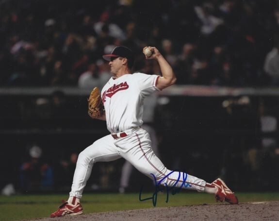 Autographed 8x10 JIM POOLE Cleveland Indians photo - COA