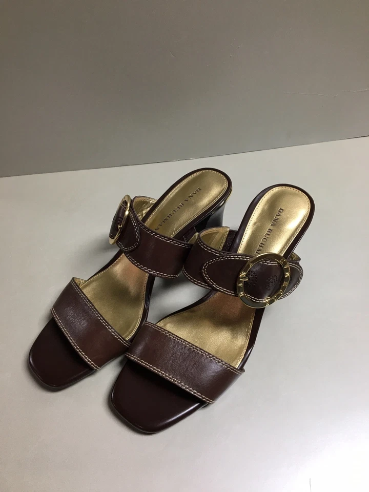 Dana Buchman Vestido Zapatos de salón Talla 10 M Marrón Oro Hebilla Cuero Sandalia Foto 2 de 4