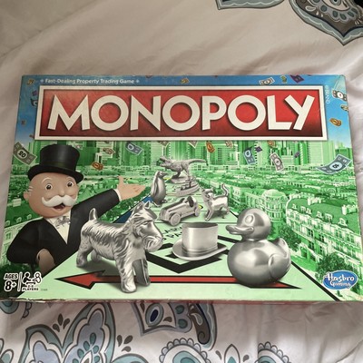 Hasbro Monopoly C1009 Classic Board Game