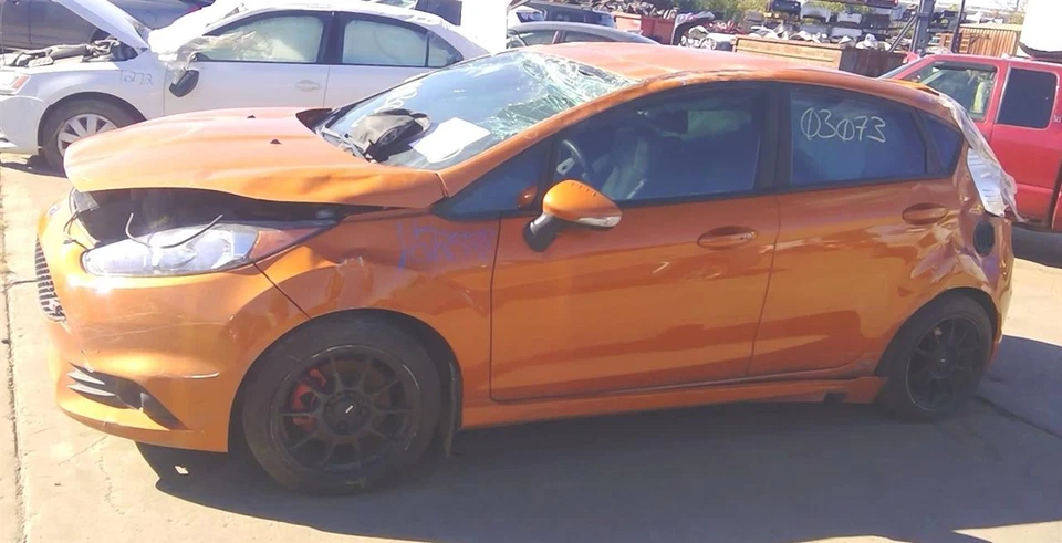 2018 Ford Fiesta Rear Passenger Right RH Door Trim Panel in Black Foto 4 de 4