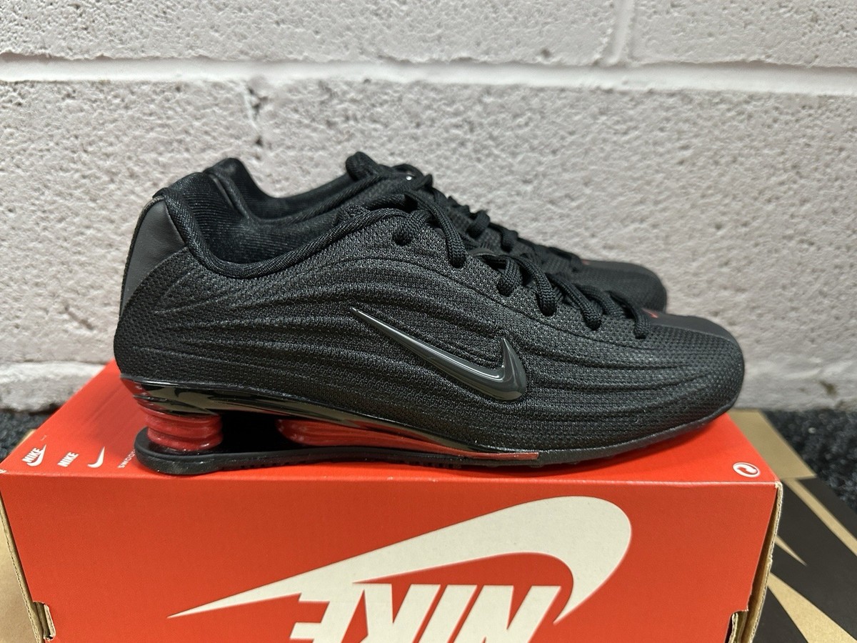 Women's Size 5.5 - Nike Shox Z 