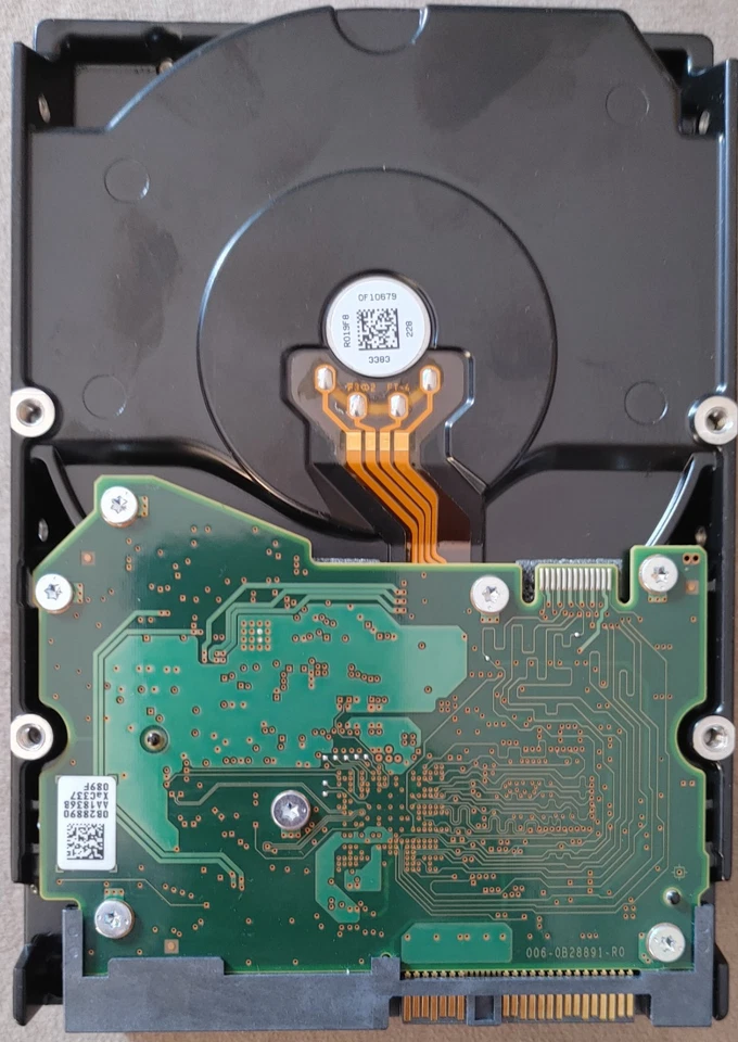 Hard Disk SAS HP 2 TB SAS MB2000FBUCL Quasi Nuovo  (  2000h) - Immagine 2 di 4