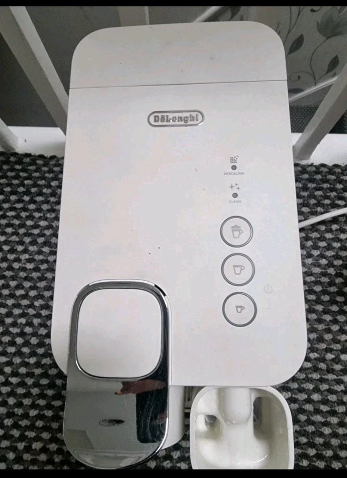 De'Longhi Lattissima One EN500.W, photo 3 of 5