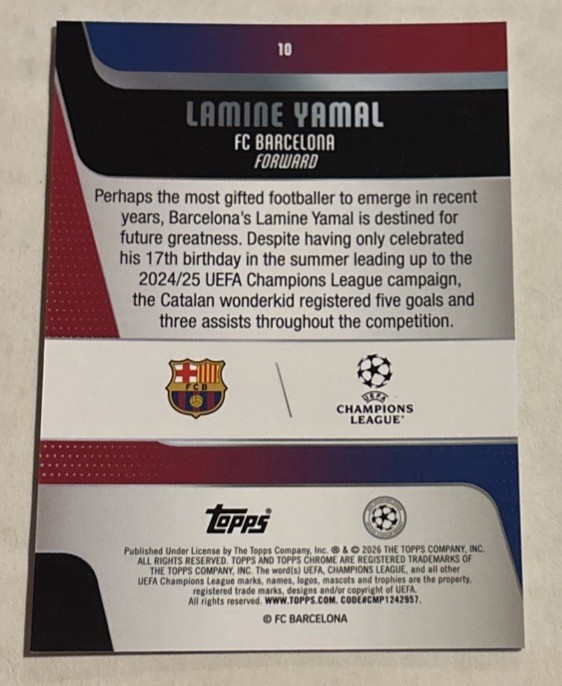 2026 Topps Chrome Lamine Yamal UEFA Lamine Yamal #10 Hyper Refractor Barcelona view 2