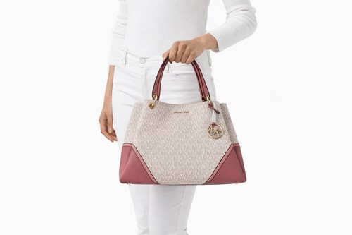 Michael Kors Signature satchel/tote in a light beige/vanilla + dusty rose/pink
