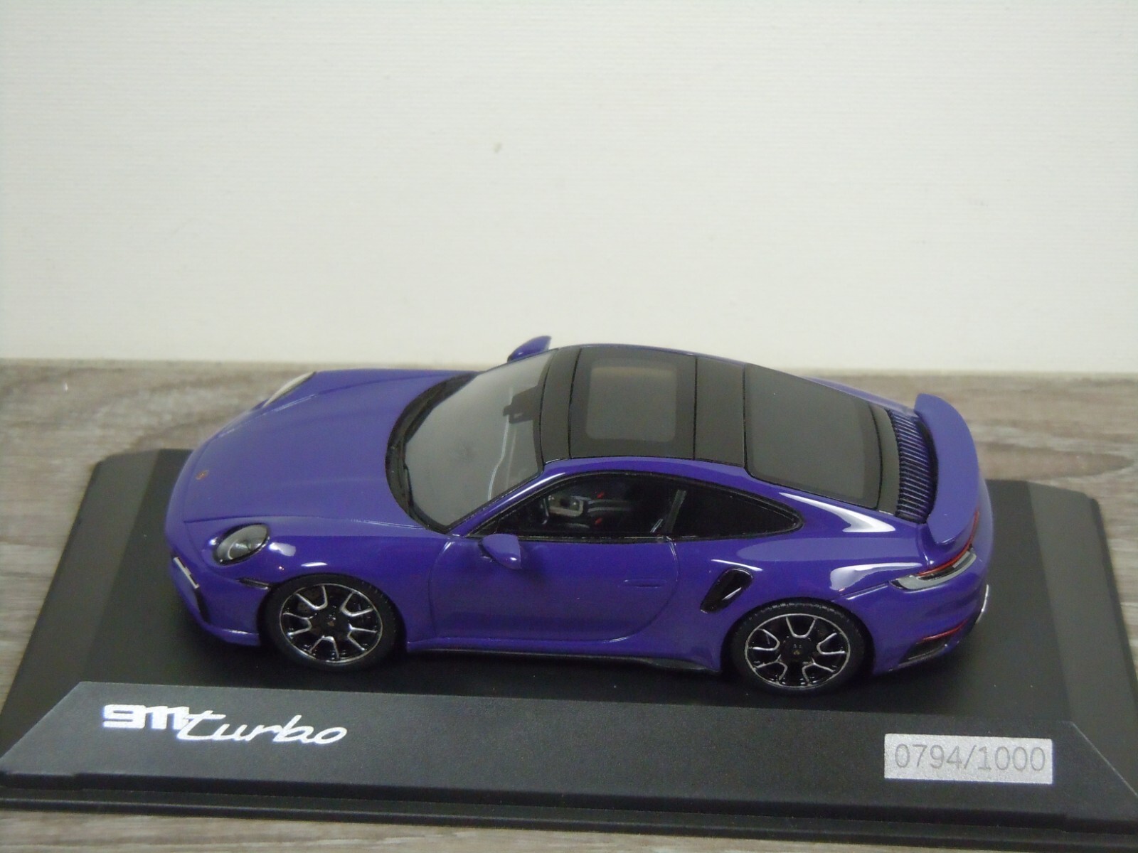 Picture 3 of 8
